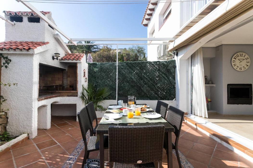 Bungalow Altea Junto Al Casco Antiguo, Piscina Y Barbacoa Exterior photo